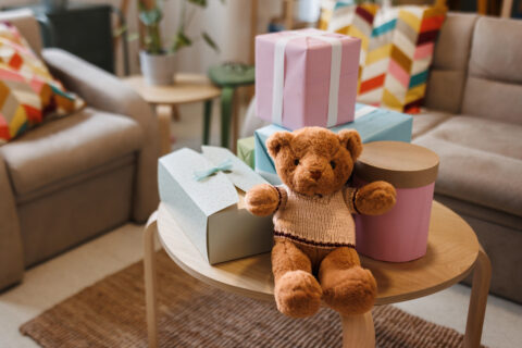 De 10 leukste babyshower cadeautjes: wat geef je aan de aanstaande ouders?